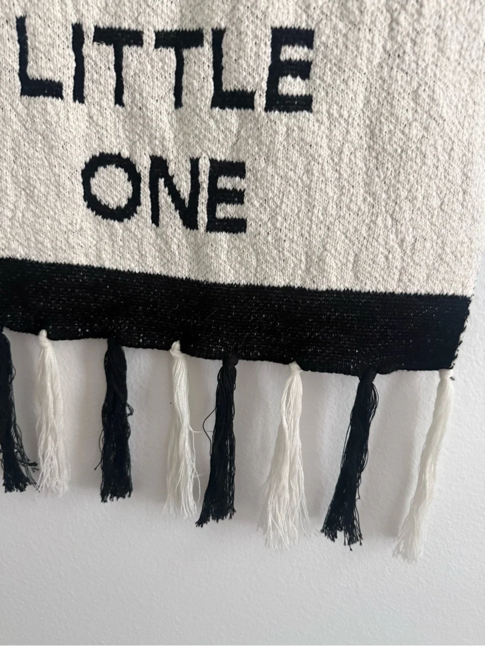 Neutral Black & Cream 